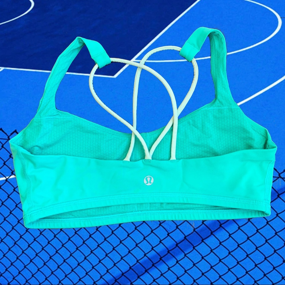 Lululemon Free To Be Bra - Size 8 Seafoam Green